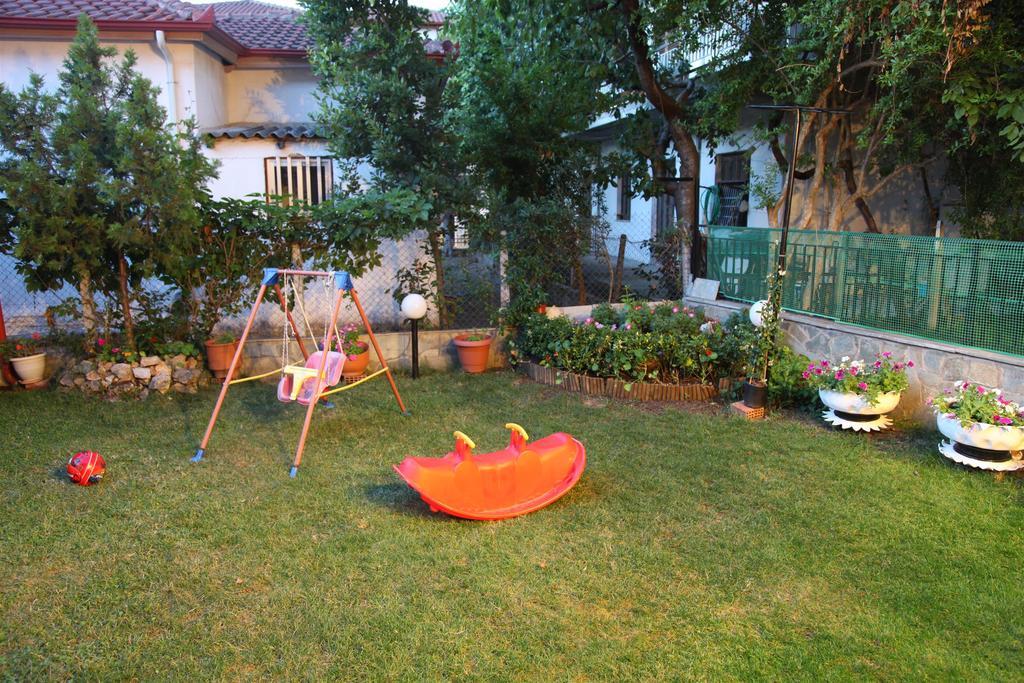 Vasiliki Apartments Platamonas Exterior foto
